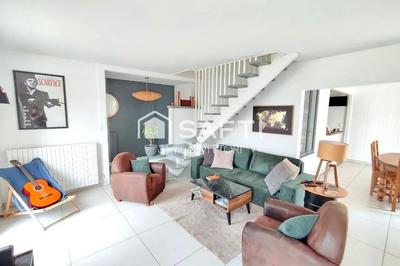 Maison - 190 m² - 8 pièces