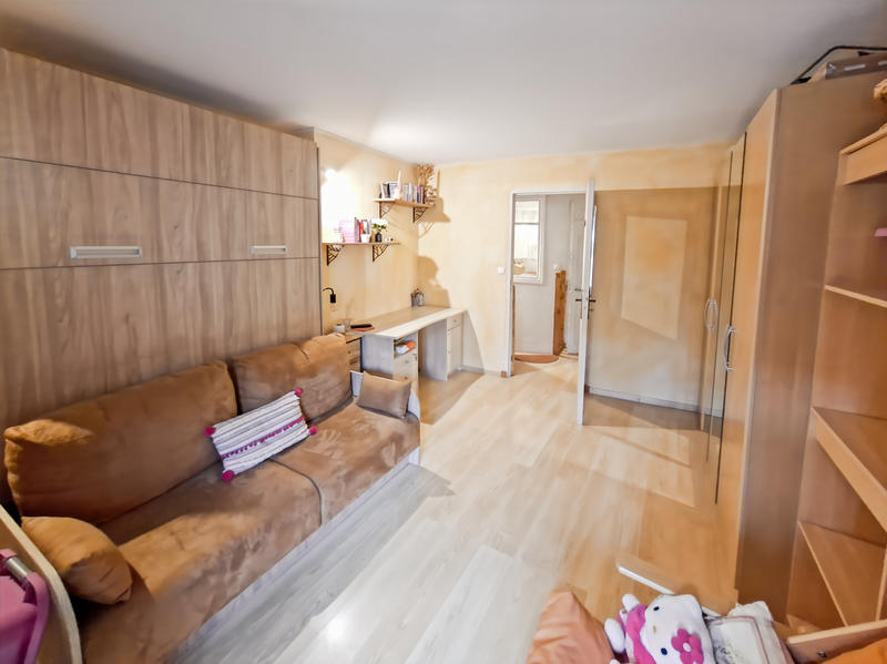 Maison de village - 94 m² - 5 pièces