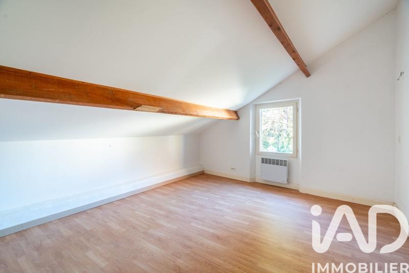Maison - 245 m² - 9 pièces