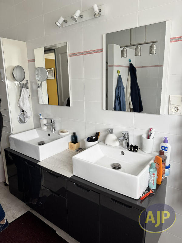 Maison - 114 m² - 6 pièces