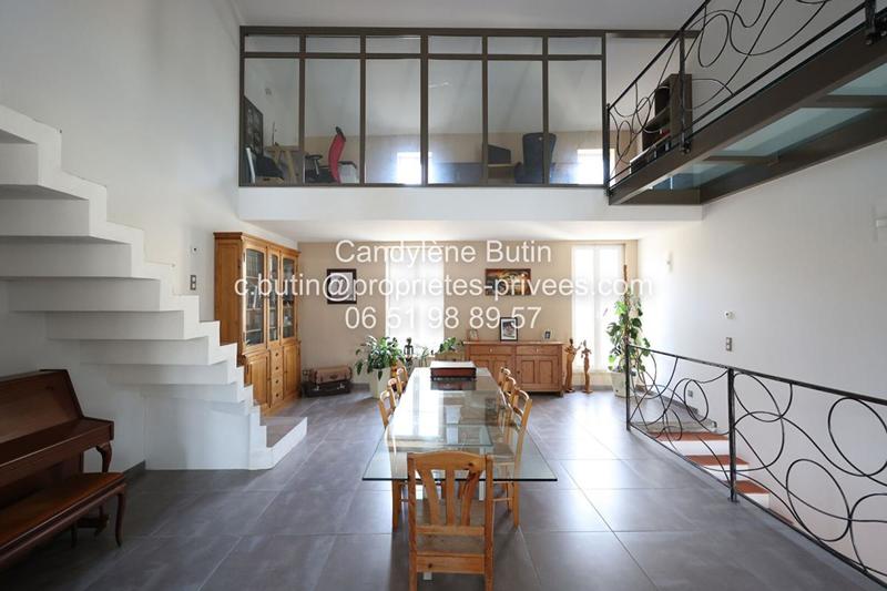 Maison - 278 m² - 10 pièces