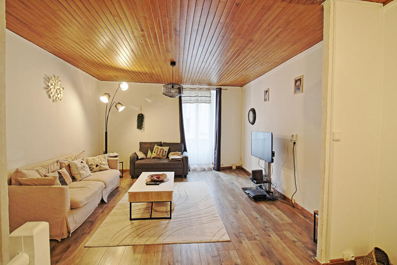 Maison - 137 m² - 5 pièces