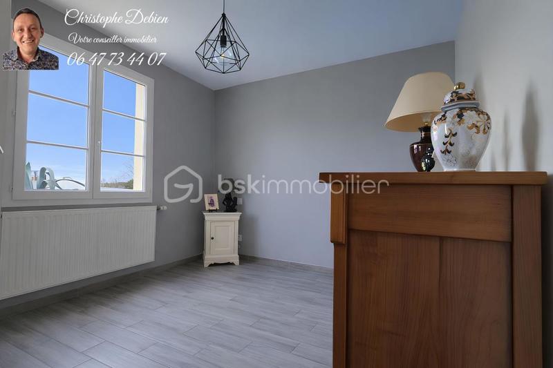 Pavillon - 199 m² - 7 pièces