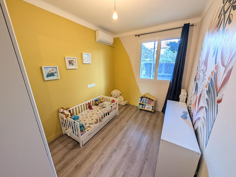 Appartement - 80 m² - 4 pièces