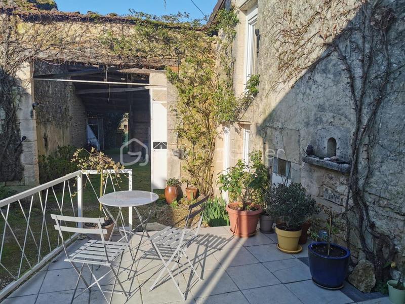 Maison en pierre - 127 m² - 7 pièces