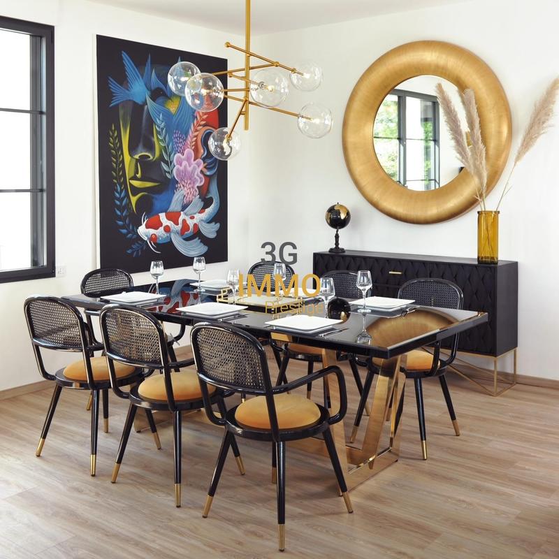 Maison d'architecte - 300 m² - 13 pièces