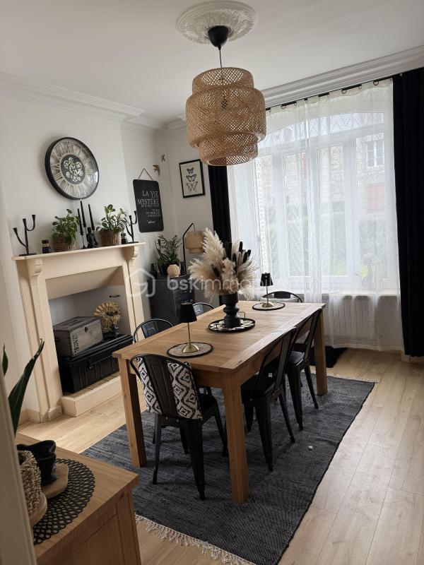 Maison en pierre - 195 m² - 11 pièces