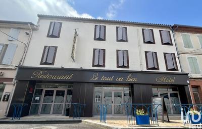Local commercial - 1 500 m²