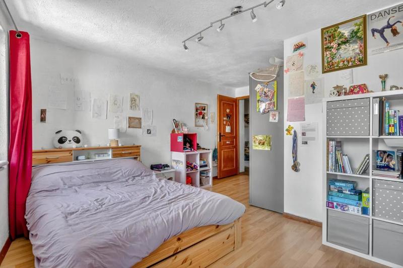 Maison chambre d'hôtes - 438 m² - 12 pièces