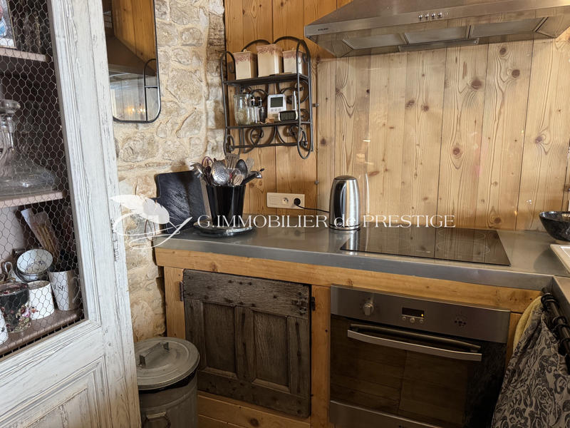 Maison de village - 300 m² - 7 pièces