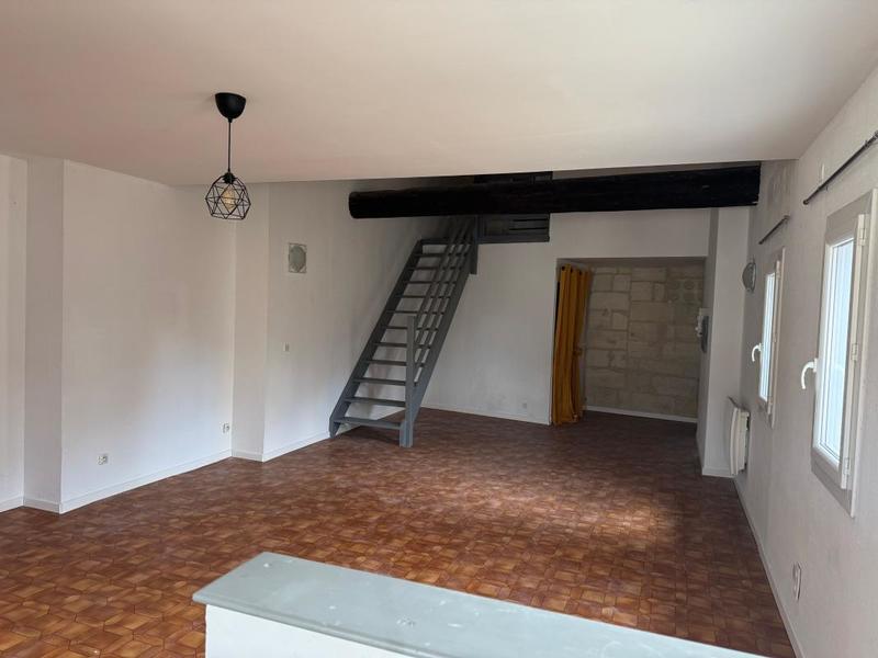 Appartement - 100 m² - 4 pièces