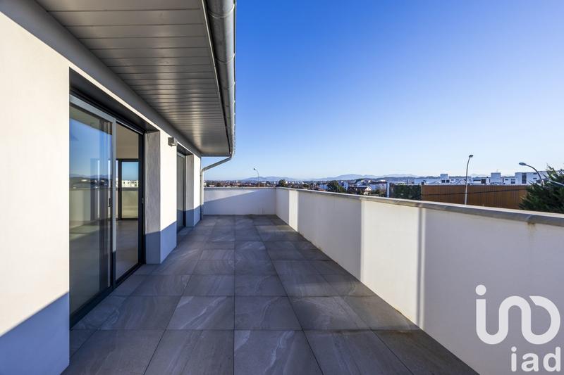 Appartement - 98 m² - 4 pièces