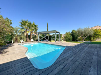 Villa - 197 m² - 7 pièces