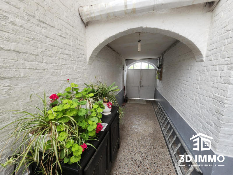 Maison - 210 m² - 6 pièces