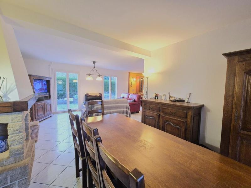 Maison - 142 m² - 7 pièces