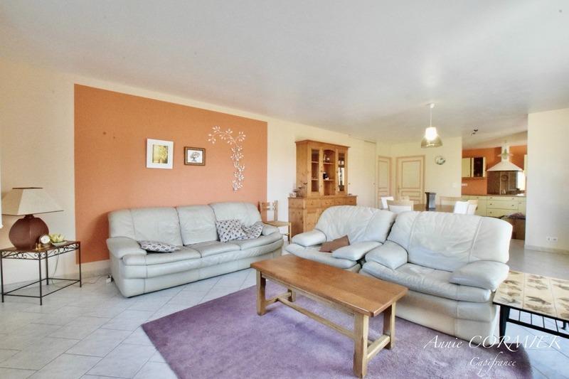 Maison - 122 m² - 6 pièces