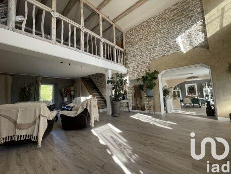 Maison de campagne - 245 m² - 8 pièces