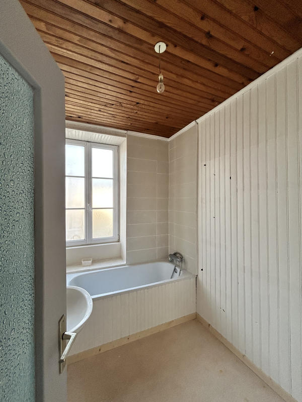 Maison - 83 m² - 4 pièces