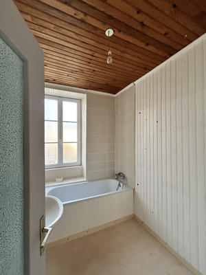 Maison - 83 m² - 4 pièces