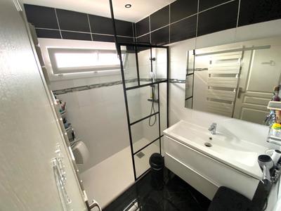 Maison - 117 m² - 6 pièces