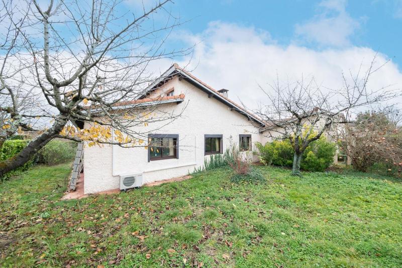 Maison - 96 m² - 4 pièces