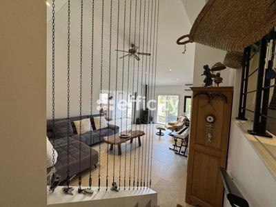 Maison - 151 m² - 5 pièces