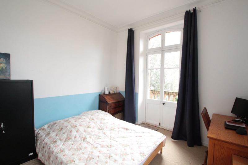 Maison - 195 m² - 8 pièces