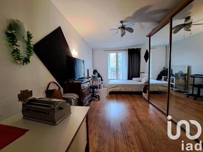 Appartement - 97 m² - 4 pièces