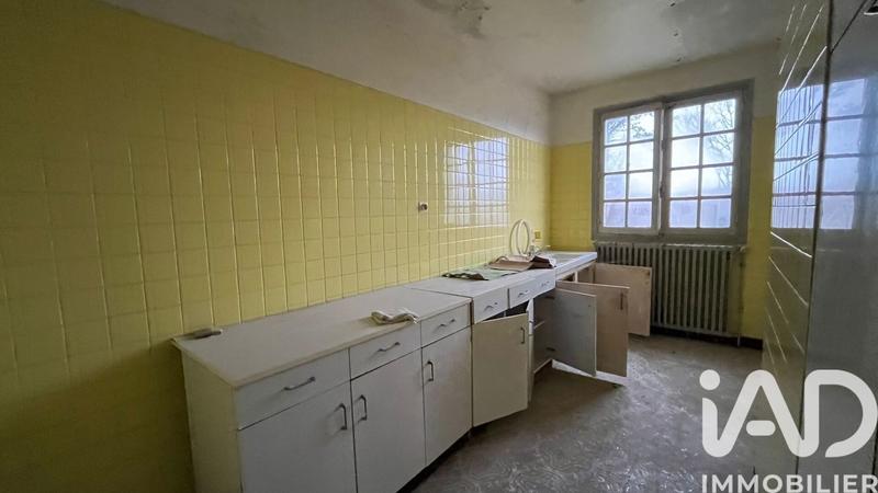 Maison - 300 m² - 5 pièces