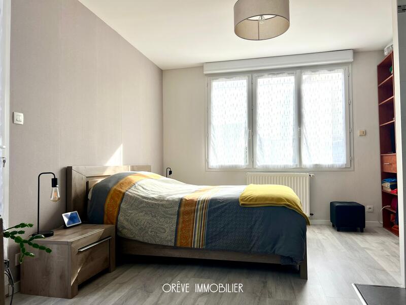 Maison - 143 m² - 6 pièces