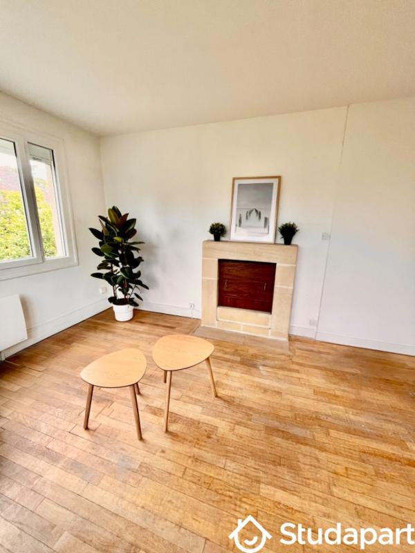 Chambre - 9 m² - 1 pièce