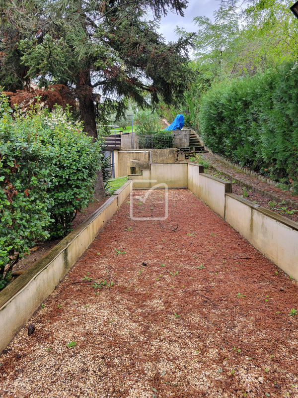 Maison - 178 m² - 7 pièces