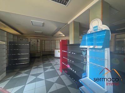 Local commercial - 137 m²