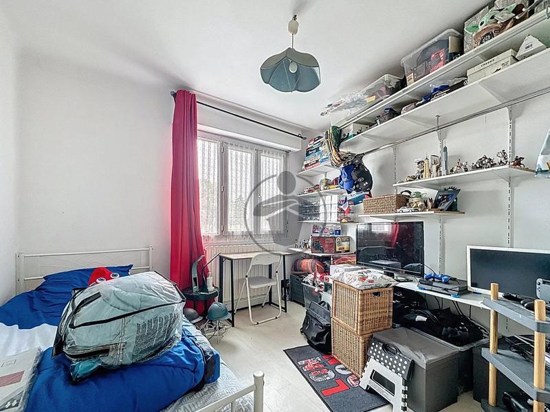 Maison - 137 m² - 5 pièces