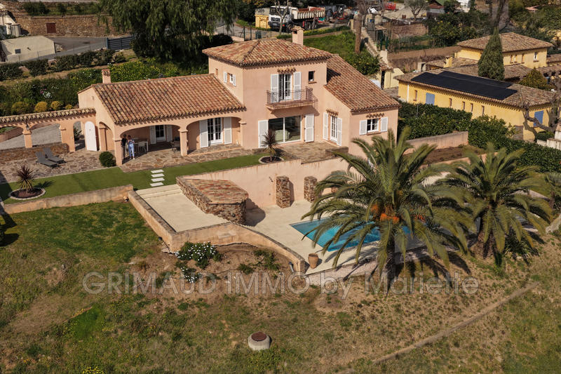 Villa - 180 m² - 6 pièces