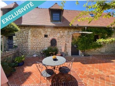 Maison - 250 m² - 10 pièces