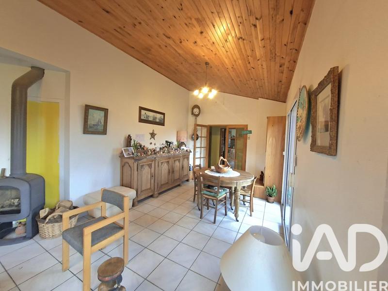 Maison - 179 m² - 8 pièces