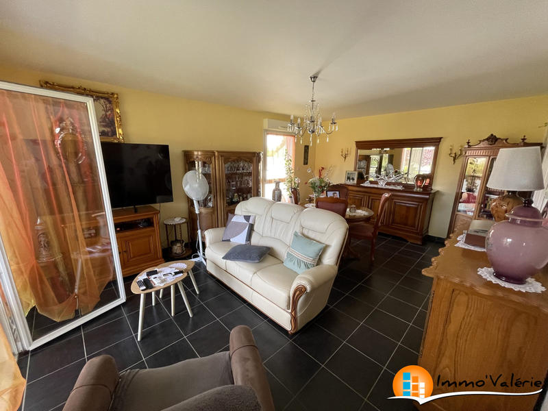 Appartement - 77 m² - 3 pièces