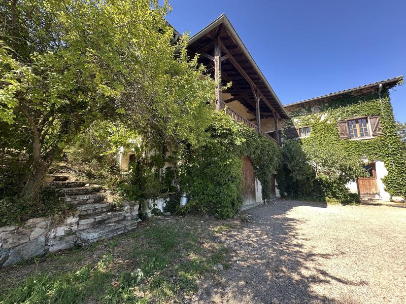 Maison - 177 m² - 8 pièces