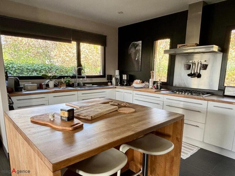 Maison - 151 m² - 6 pièces