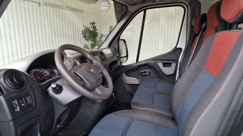 Renault Master Fourgon l1h2 3.3t 2.3 dci 130 e6 confort