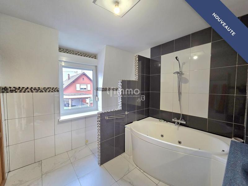 Maison - 102 m² - 5 pièces