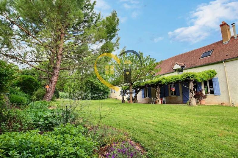 Longère - 243 m² - 7 pièces