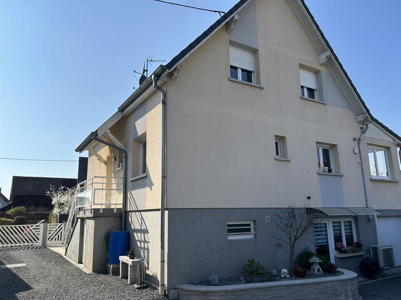 Maison contemporaine - 183 m² - 6 pièces