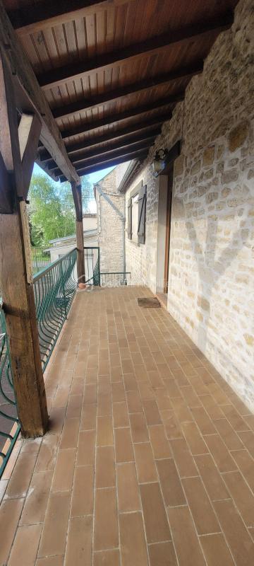 Maison ancienne - 211 m² - 10 pièces