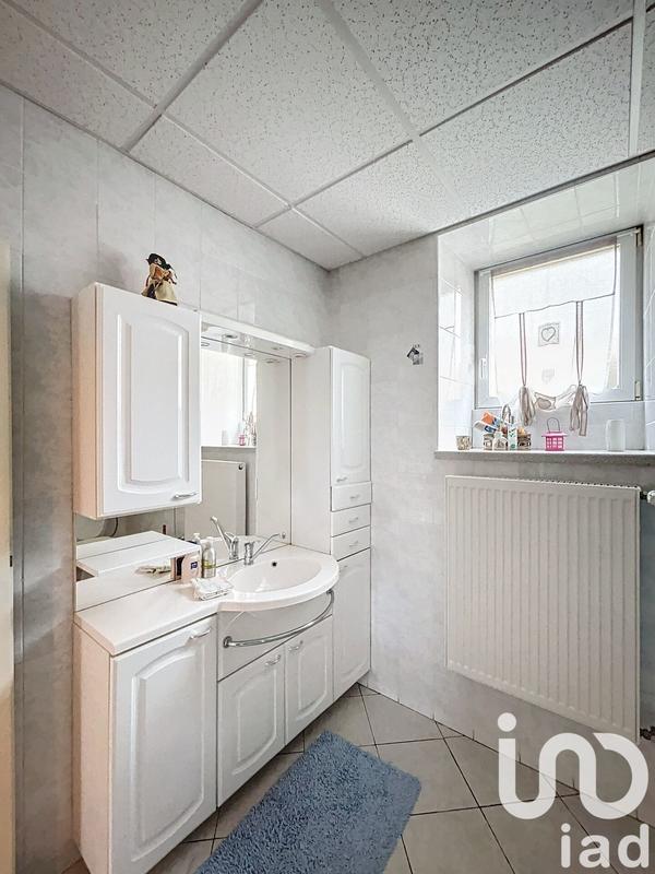 Maison - 220 m² - 9 pièces