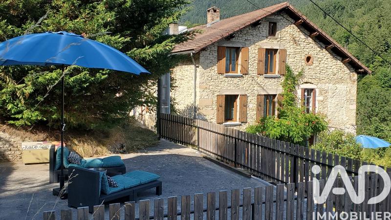 Maison de village - 110 m² - 5 pièces