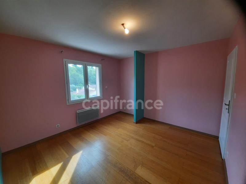 Maison - 204 m² - 8 pièces