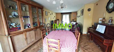 Maison - 140 m² - 6 pièces