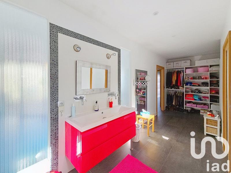 Maison de maîtres - 290 m² - 9 pièces